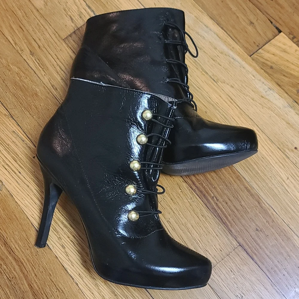 Booties - Picture 4 of 4